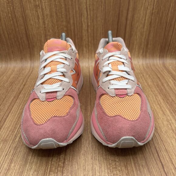 New Balance shoes 57/40 Exclusive “Valentine’s Day” W5740VDA Size 9 B Sneakers - Picture 4 of 9